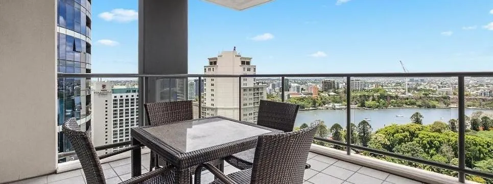 Urban Cbd Elegance With River&Botanic Garden Views 브리즈번 아파트