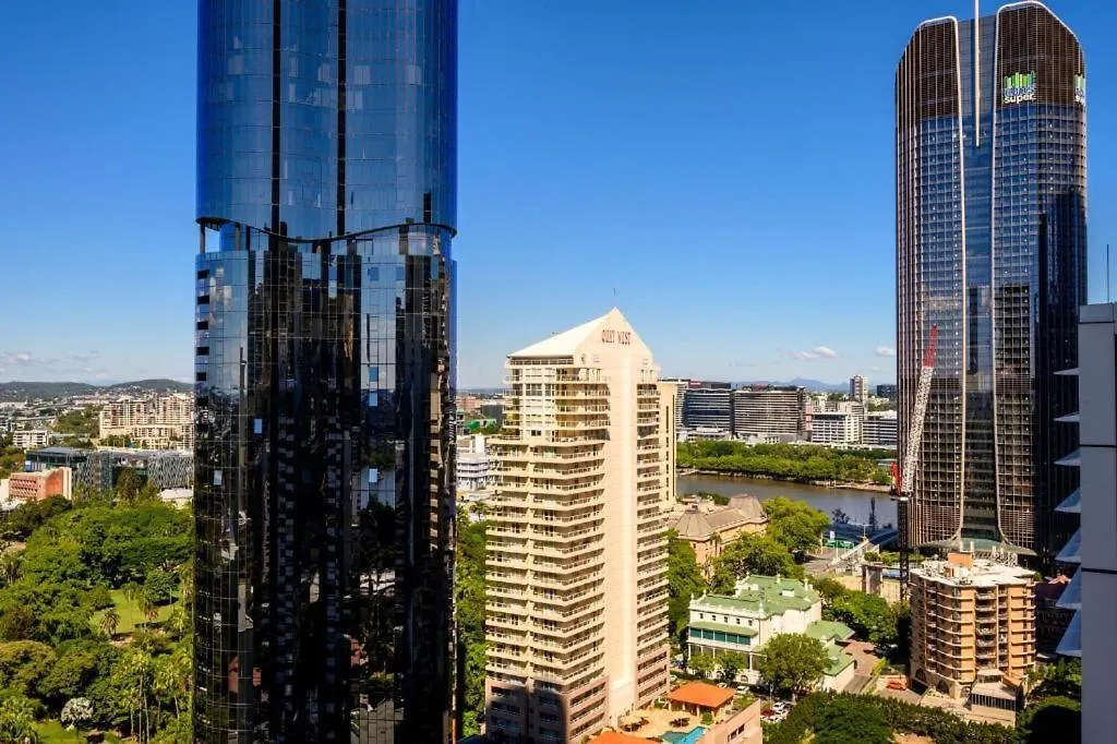 Urban Cbd Elegance With River&Botanic Garden Views 브리즈번 아파트