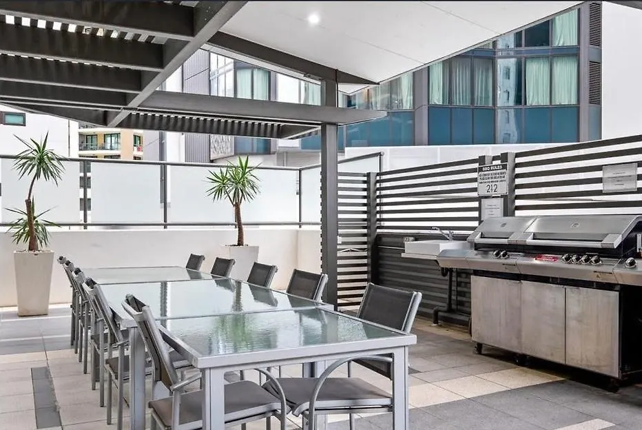 Urban Cbd Elegance With River&Botanic Garden Views 브리즈번 아파트